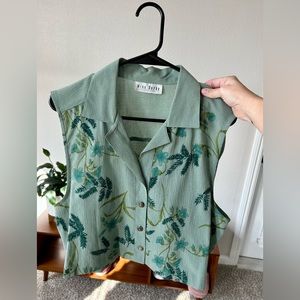 Vintage Miss Dorby Vest: Green Floral